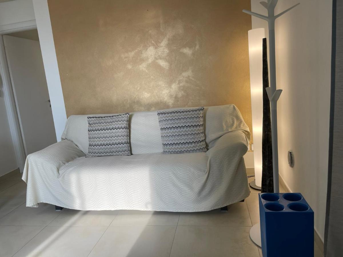 拉戈度假酒店 代森扎诺-德尔加达 外观 照片